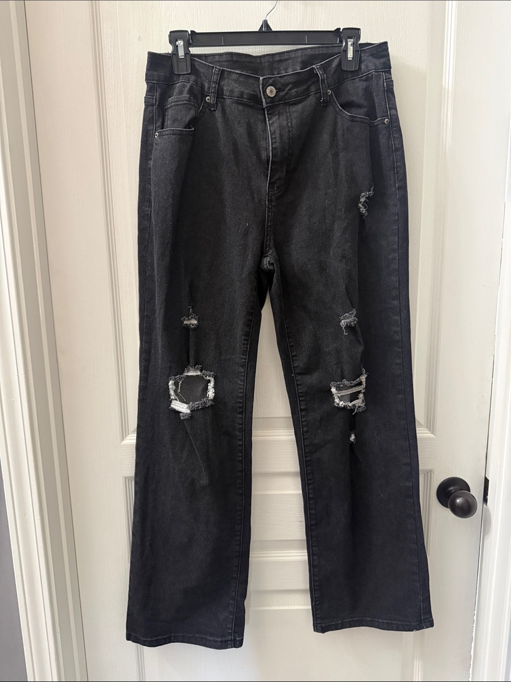 Black Distressed High-Rise Women’s Jeans size 12 never worn